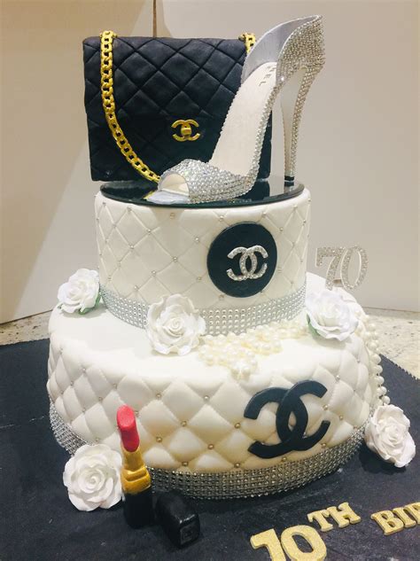 compleanno chanel|elegant Chanel cakes.